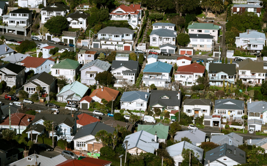 Families thousands worse off - major change to home battery rebate