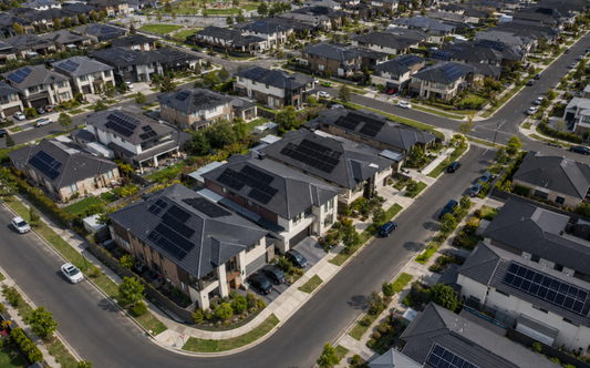 Family warns of solar power pitfall after bill skyrockets 400 per cent