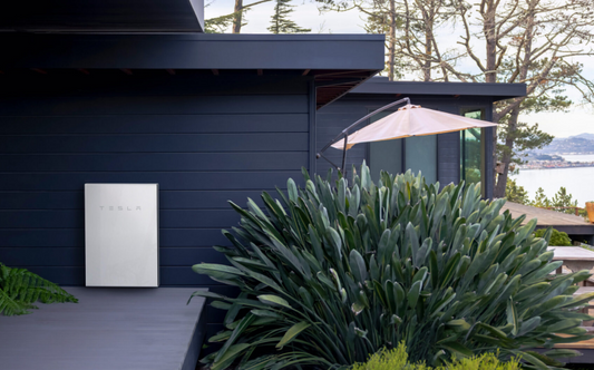 Two months into federal home battery scheme, uptake hits 825 MWh