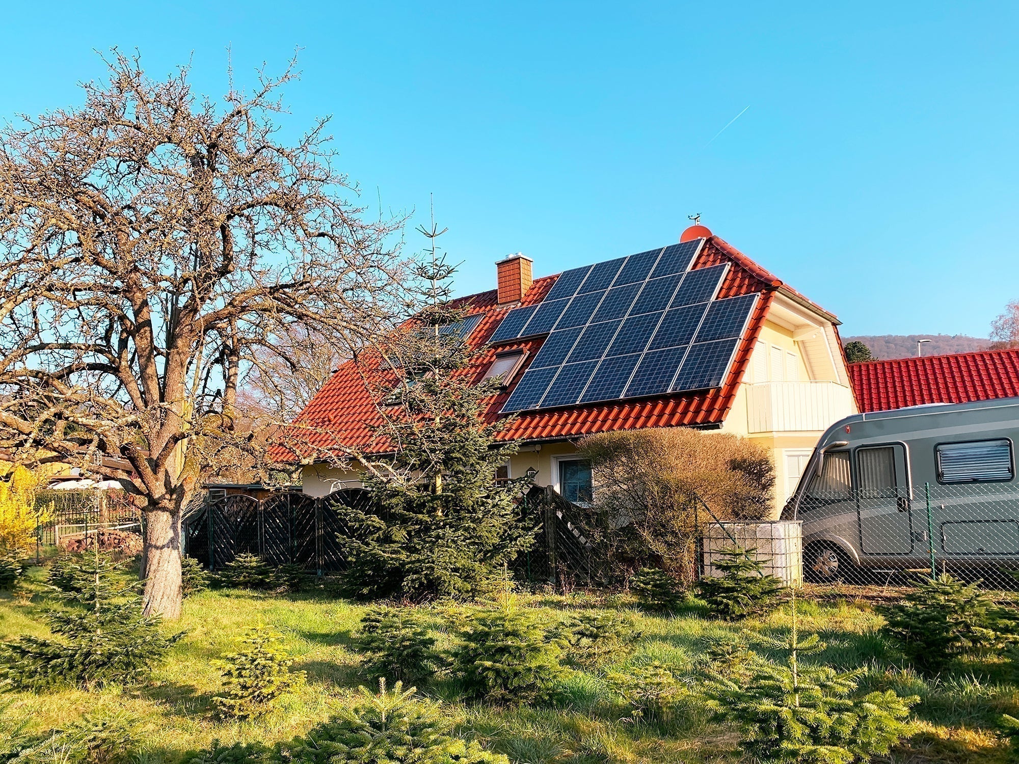 Your Guide to Government Solar Battery Rebates & Incentives in 2026